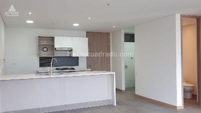 Apartamento de 1 alcoba en arriendo en Los Gonzalez, Medellín, 67 m² · foto 3 de 19