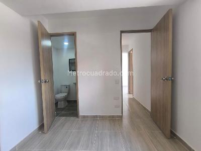 Apartamento en venta en Robledo, Medellín · foto 14 de 16