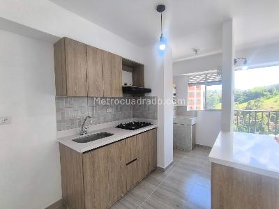 Apartamento en venta en Robledo, Medellín · foto 2 de 16