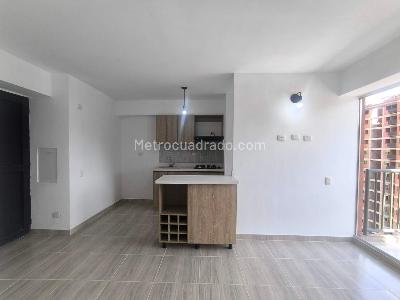 Apartamento en venta en Robledo, Medellín · foto 3 de 16