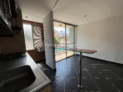 Apartamento de 3 alcobas en venta en Sabaneta, Sabaneta, 58 m² · foto 3 de 19
