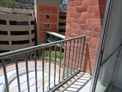 Apartamento de 3 alcobas en arriendo en Robledo, Medellín, 49 m² · foto 3 de 14