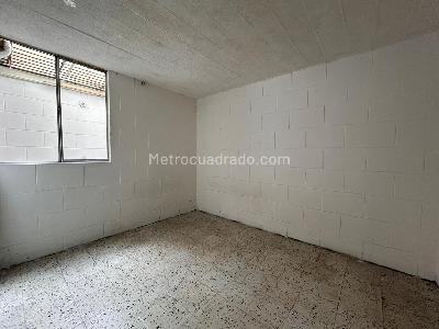 Casa de 3 alcobas en venta en Bello, Bello, 69 m² · foto 10 de 20