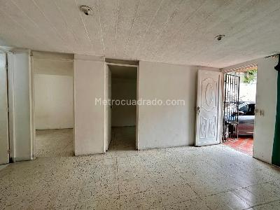 Casa de 3 alcobas en venta en Bello, Bello, 69 m² · foto 2 de 20