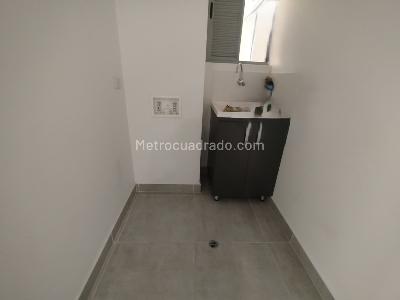 Apartamento de 1 alcoba en arriendo en Avenida Las Vegas, Medellín, 40 m² · foto 10 de 14
