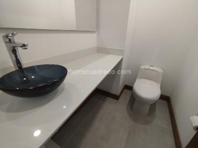 Apartamento de 1 alcoba en arriendo en Avenida Las Vegas, Medellín, 40 m² · foto 7 de 14