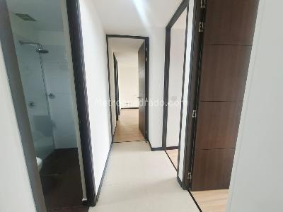 Apartamento de 3 alcobas en arriendo en Las Lomas, Medellín, 70 m² · foto 5 de 12