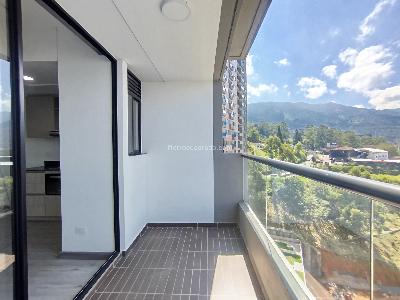 Apartamento de 2 alcobas en arriendo en Las Palmas M, Medellín, 65 m² · foto 5 de 16