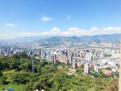 Apartamento de 2 alcobas en arriendo en Las Palmas M, Medellín, 65 m² · foto 12 de 16