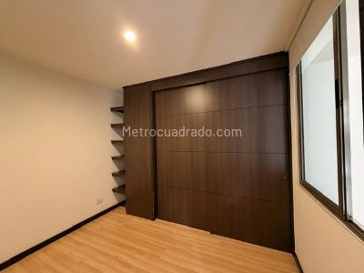 Apartamento de 3 alcobas en venta en Altos Del Poblado, Medellín, 67 m² · foto 12 de 13