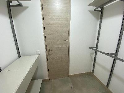 Apartamento de 2 alcobas en arriendo en Los Balsos, Medellín, 87 m² · foto 12 de 20