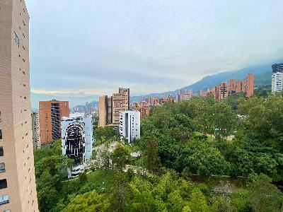 Apartamento de 2 alcobas en arriendo en Los Balsos, Medellín, 87 m² · foto 19 de 20
