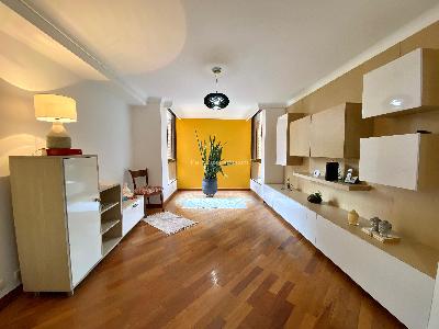 Apartamento de 3 alcobas en arriendo en Los Balsos, Medellín, 220 m² · foto 8 de 20