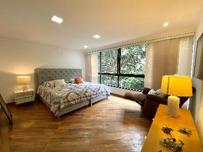 Apartamento de 3 alcobas en arriendo en Los Balsos, Medellín, 220 m² · foto 18 de 20