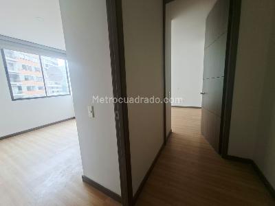 Apartamento de 2 alcobas en arriendo en Las Lomas, Medellín, 70 m² · foto 11 de 17