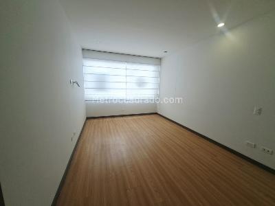 Apartamento de 2 alcobas en arriendo en Las Lomas, Medellín, 70 m² · foto 14 de 17