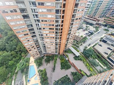 Apartamento de 2 alcobas en arriendo en Las Lomas, Medellín, 70 m² · foto 3 de 17