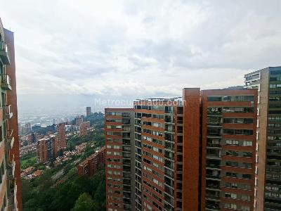 Apartamento de 2 alcobas en arriendo en Las Lomas, Medellín, 70 m² · foto 4 de 17