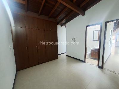 Casa de 3 alcobas en arriendo en El Trianon, Envigado, 80 m² · foto 12 de 14