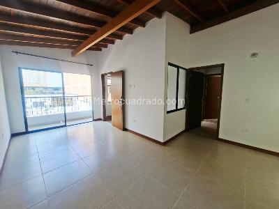 Casa de 3 alcobas en arriendo en El Trianon, Envigado, 80 m² · foto 2 de 14