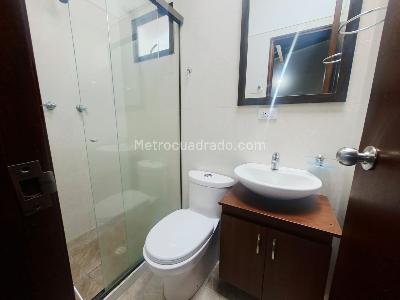 Casa de 3 alcobas en arriendo en El Trianon, Envigado, 80 m² · foto 6 de 14