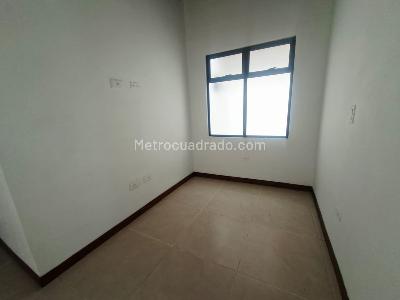 Casa de 3 alcobas en arriendo en El Trianon, Envigado, 80 m² · foto 7 de 14