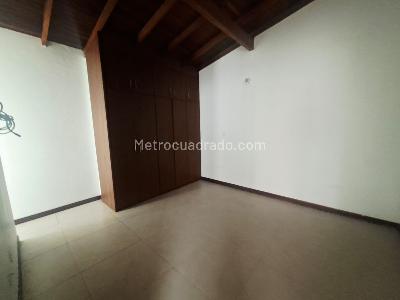 Casa de 3 alcobas en arriendo en El Trianon, Envigado, 80 m² · foto 9 de 14