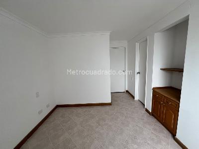 Apartamento de 2 alcobas en arriendo en El Velodromo, Medellín, 64 m² · foto 11 de 15