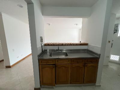 Apartamento de 2 alcobas en arriendo en El Velodromo, Medellín, 64 m² · foto 4 de 15