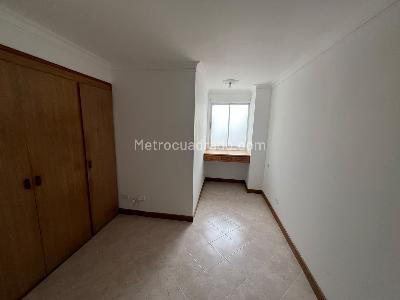 Apartamento de 2 alcobas en arriendo en El Velodromo, Medellín, 64 m² · foto 8 de 15