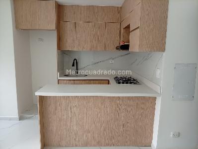 Apartamento de 3 alcobas en arriendo en Fuente Clara, Medellín, 49 m² · foto 2 de 15
