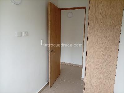 Apartamento de 3 alcobas en arriendo en Fuente Clara, Medellín, 49 m² · foto 10 de 15