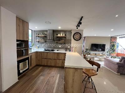 Apartamento de 3 alcobas en arriendo en Las Lomas, Medellín, 104 m² · foto 3 de 20