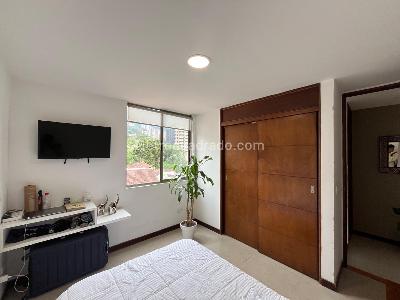 Apartamento de 3 alcobas en arriendo en Las Lomas, Medellín, 104 m² · foto 12 de 20