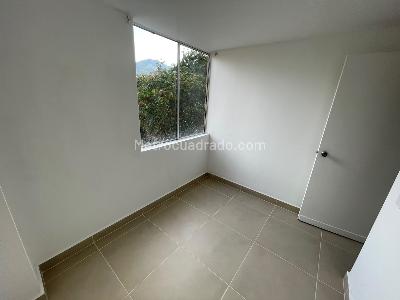 Apartamento de 3 alcobas en arriendo en La Palma, Medellín, 70 m² · foto 10 de 18