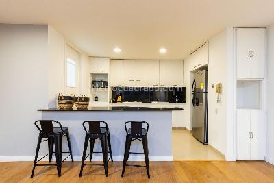 Apartamento de 1 alcoba en arriendo en Lalinde, Medellín, 76 m² · foto 6 de 20