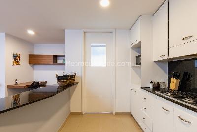 Apartamento de 1 alcoba en arriendo en Lalinde, Medellín, 76 m² · foto 9 de 20