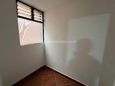 Apartamento de 3 alcobas en arriendo en Calasanz, Medellín, 90 m² · foto 16 de 19