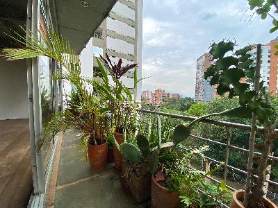 Apartamento de 1 alcoba en arriendo en Santa Maria De Los Angeles, Medellín, 69 m² · foto 8 de 14
