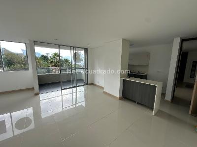 Apartamento de 2 alcobas en arriendo en El Esmeraldal, Envigado, 76 m² · foto 4 de 13