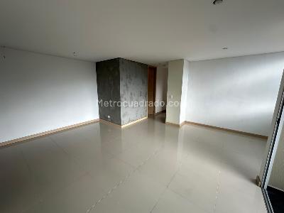 Apartamento de 2 alcobas en arriendo en El Esmeraldal, Envigado, 76 m² · foto 5 de 13