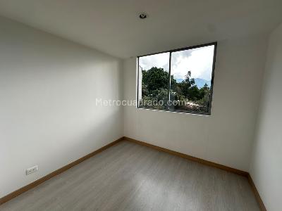 Apartamento de 2 alcobas en arriendo en El Esmeraldal, Envigado, 76 m² · foto 7 de 13