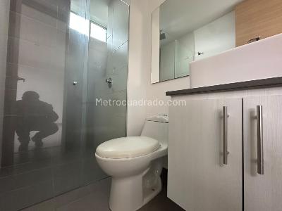 Apartamento de 2 alcobas en arriendo en El Esmeraldal, Envigado, 76 m² · foto 12 de 13