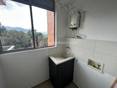 Apartamento de 2 alcobas en arriendo en El Esmeraldal, Envigado, 76 m² · foto 13 de 13