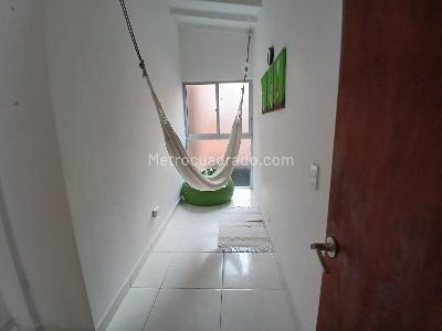Apartamento de 3 alcobas en arriendo en Santa Teresita, Medellín, 110 m² · foto 15 de 15