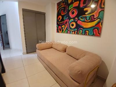 Apartamento de 3 alcobas en arriendo en Santa Teresita, Medellín, 110 m² · foto 3 de 15