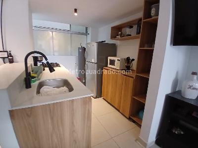 Apartamento de 3 alcobas en arriendo en Santa Teresita, Medellín, 110 m² · foto 4 de 15