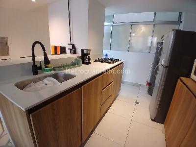 Apartamento de 3 alcobas en arriendo en Santa Teresita, Medellín, 110 m² · foto 5 de 15