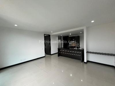 Apartamento de 1 alcoba en arriendo en Alejandria, Medellín, 54 m² · foto 2 de 20