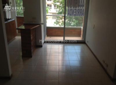 Apartamento de 3 alcobas en arriendo en Las Lomas, Medellín, 60 m² · foto 3 de 17